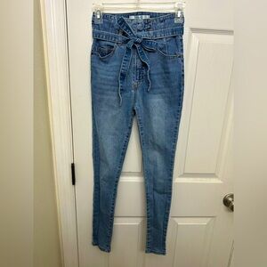 Highway jeans boho high waist belted medium wash skinny jeans
 size 1